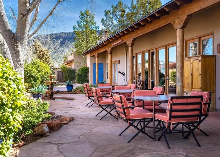 King Bedroom - Shared Hot Tub - Breakfast Included Sedona